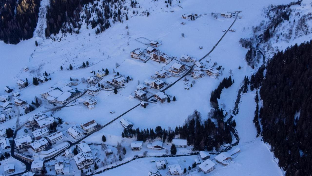 Hotel Beim Kathrein Galtür Exterior foto